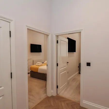 The Salisbury 105 Apartment Scarborough