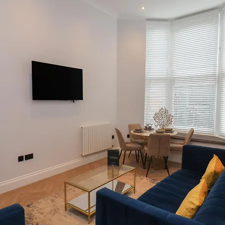 Apartment The Salisbury 105