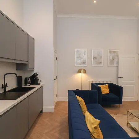 The Salisbury 105 Appartement